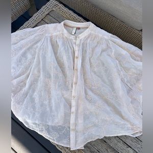 Boho sheer lace top Anthropologie XS, blush